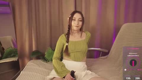 hottpeachh online show from 10/16/25, 05:25