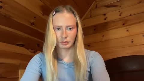 Snapshot of hottransgirlie chatting on 01/20/25, 01:32 HotTransGirlie online show from 01/20/25, 01:32