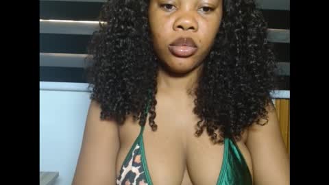 Snapshot of hotty_lora889 chatting on 10/02/25, 07:37 hotty_lora889 online show from 10/02/25, 07:37
