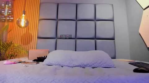  HOTTY online show from 09/20/25, 07:04