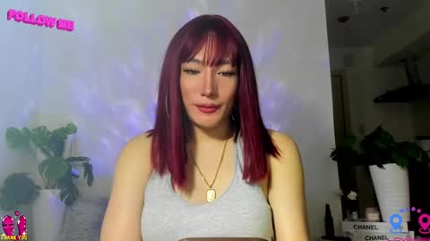 crishinahotty online show from 02/15/25, 10:33