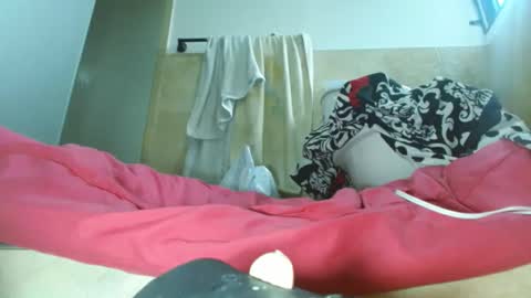 Snapshot of hottymilf69xxx chatting on 09/16/25, 04:19 Mary online show from 09/16/25, 04:19