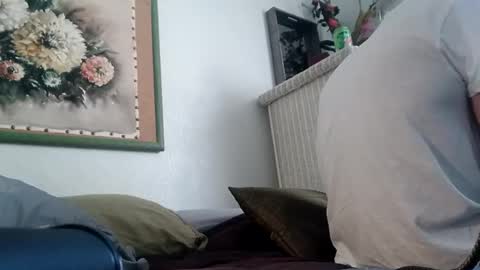 houndmefromhell online show from 02/07/25, 09:58