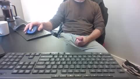 hoverday online show from 11/06/25, 05:25