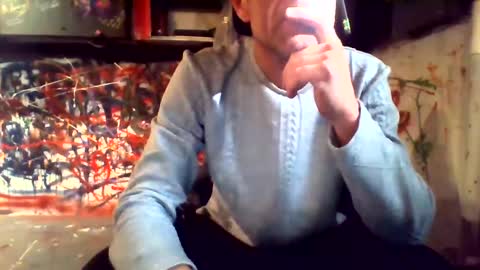 Snapshot of howbowdadareboy33 chatting on 12/08/24, 07:54 ask me online show from 12/08/24, 07:54