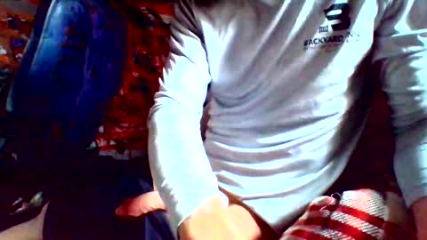 Snapshot of howbowdadareboy33 chatting on 01/09/25, 07:08 ask me online show from 01/09/25, 07:08