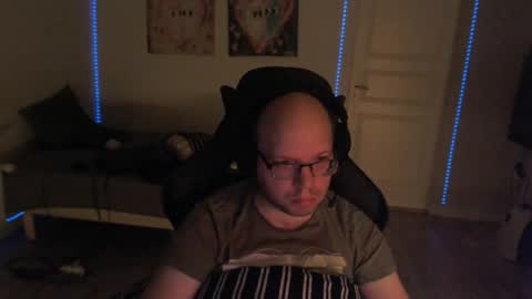 Christian online show from 11/14/25, 02:54