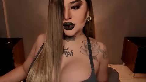 hubadera online show from 10/14/25, 01:06