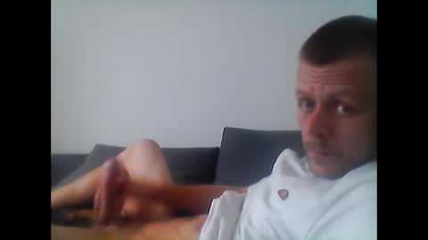 hubikush22 online show from 10/14/25, 02:07