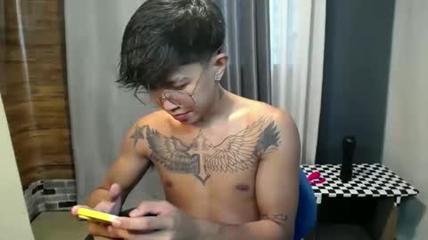 hugecockchristian online show from 10/26/25, 05:24