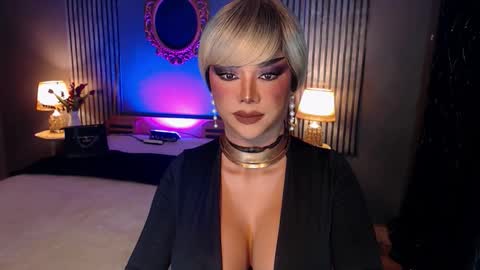 Christine online show from 10/30/25, 08:38