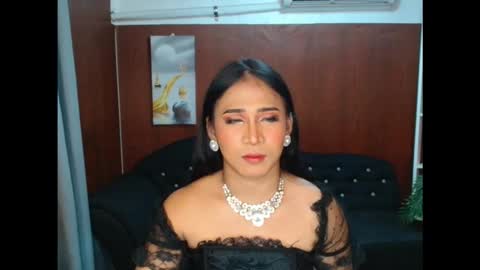 Rafaela online show from 11/16/25, 01:06