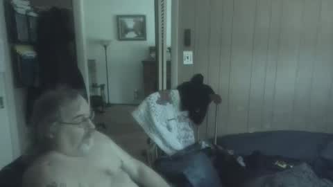 Snapshot of huggybear566 chatting on 02/26/25, 03:08 lonely huggy bear online show from 02/26/25, 03:08