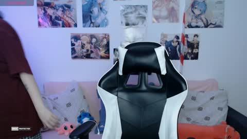 HugoMin online show from 12/16/24, 05:49