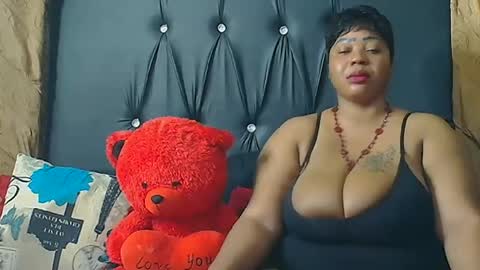 humongoustitss500929 online show from 09/18/25, 05:37