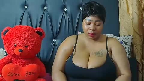 humongoustitss500929 online show from 09/28/25, 02:33