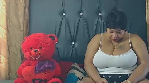 humongoustitss500929 online show from 11/07/25, 08:14