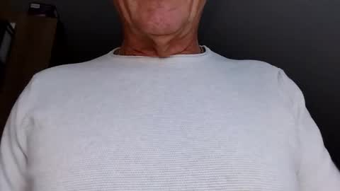 hundeleine online show from 10/06/25, 06:00