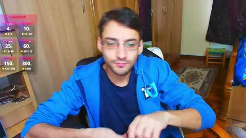 Snapshot of hungeddy chatting on 12/02/24, 11:01 Eddy online show from 12/02/24, 11:01