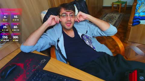 Snapshot of hungeddy chatting on 12/07/24, 09:55 Eddy online show from 12/07/24, 09:55