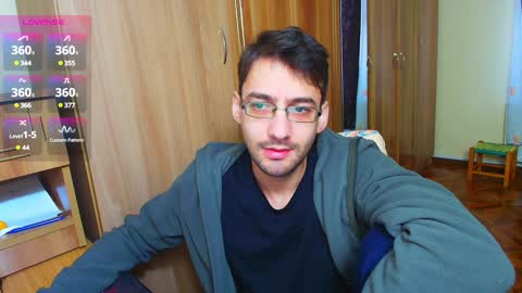 Snapshot of hungeddy chatting on 01/09/25, 01:35 Eddy online show from 01/09/25, 01:35