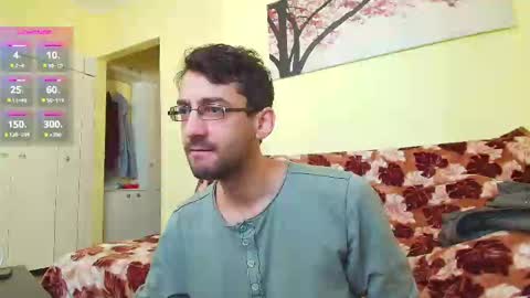 Snapshot of hungeddy chatting on 03/09/25, 12:09 Eddy online show from 03/09/25, 12:09