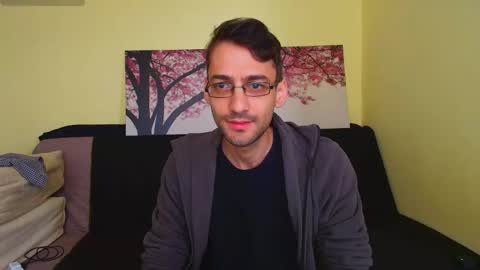 Snapshot of hungeddy chatting on 10/02/25, 01:18 Eddy online show from 10/02/25, 01:18