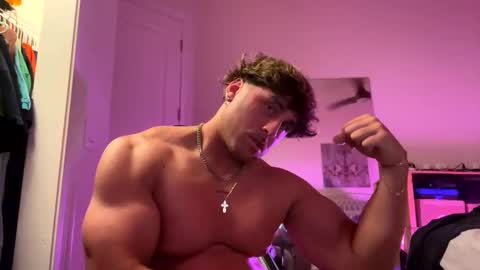 hungkingg22 online show from 03/10/25, 01:34