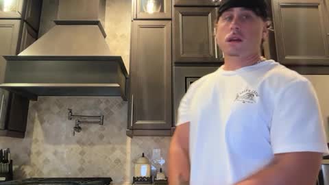 hungkingg22 online show from 10/01/25, 03:51