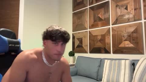 hungkingg22 online show from 10/04/25, 07:23