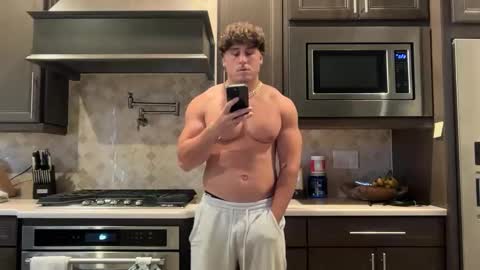 hungkingg22 online show from 10/05/25, 03:43