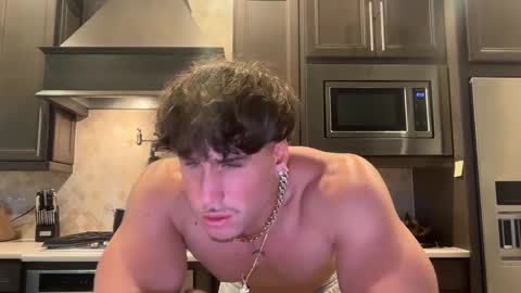 hungkingg22 online show from 10/12/25, 04:28