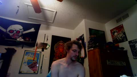 Snapshot of hungtxcock92 chatting on 03/05/25, 06:01 hungtxcock92 online show from 03/05/25, 06:01