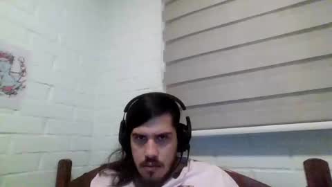 Snapshot of hungweeb chatting on 01/08/25, 01:00 Rod online show from 01/08/25, 01:00