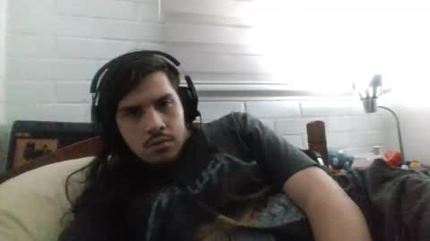 Snapshot of hungweeb chatting on 03/11/25, 02:54 Rod online show from 03/11/25, 02:54