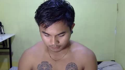 Snapshot of hunkyzeus chatting on 10/09/25, 10:02 hunkyzeus online show from 10/09/25, 10:02