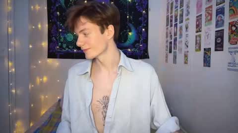 Snapshot of hunterrxxxhunter chatting on 01/26/25, 08:02 Hunter online show from 01/26/25, 08:02