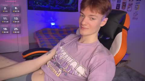 Snapshot of hunterrxxxhunter chatting on 02/10/25, 12:29 Hunter online show from 02/10/25, 12:29