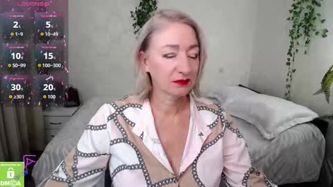 Irena online show from 10/09/25, 02:04