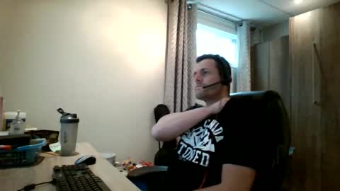 hurley7890 online show from 10/31/25, 03:24