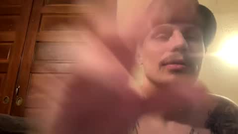 husbandandwife2011 online show from 02/22/25, 03:34