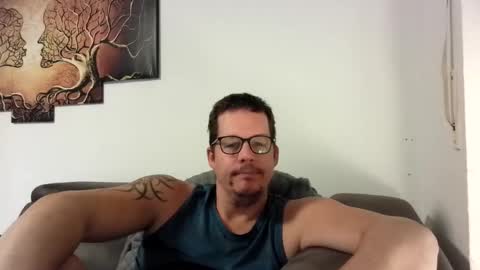 Snapshot of hybbrrrrs chatting on 10/13/25, 02:06 hybbrrrrs online show from 10/13/25, 02:06