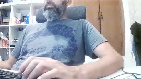 Snapshot of hyperpau chatting on 09/21/25, 05:31 Hyperpau online show from 09/21/25, 05:31