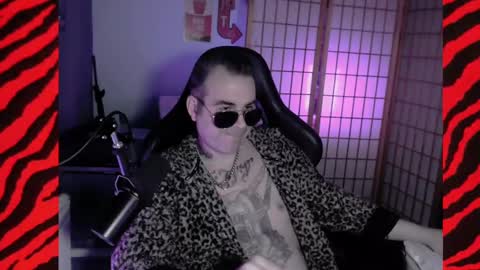 Snapshot of hypnosexray chatting on 01/16/25, 02:30 Mistress Magenta online show from 01/16/25, 02:30
