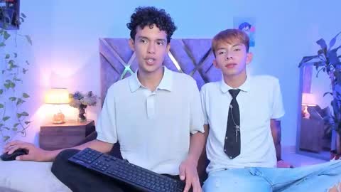 Snapshot of hyunjin_sun chatting on 11/04/25, 03:11 Son Hyunjin online show from 11/04/25, 03:11