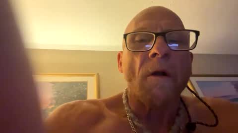 Snapshot of i1nt2fuk chatting on 09/23/25, 06:05 i1nt2fuk online show from 09/23/25, 06:05