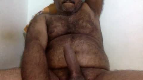 Snapshot of i_am_2_hot_4u chatting on 10/29/25, 06:42 i am hot 4u online show from 10/29/25, 06:42