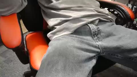 lucifer online show from 11/04/25, 10:20