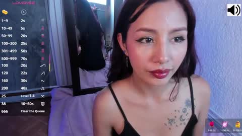i_love_jenner online show from 09/19/25, 10:10