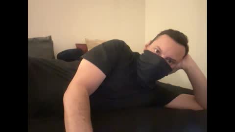 Snapshot of i_o_ro chatting on 12/02/24, 01:03 i o ro online show from 12/02/24, 01:03